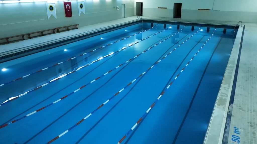 Beykent Üniversitesi Olimpik Yüzme Havuzu